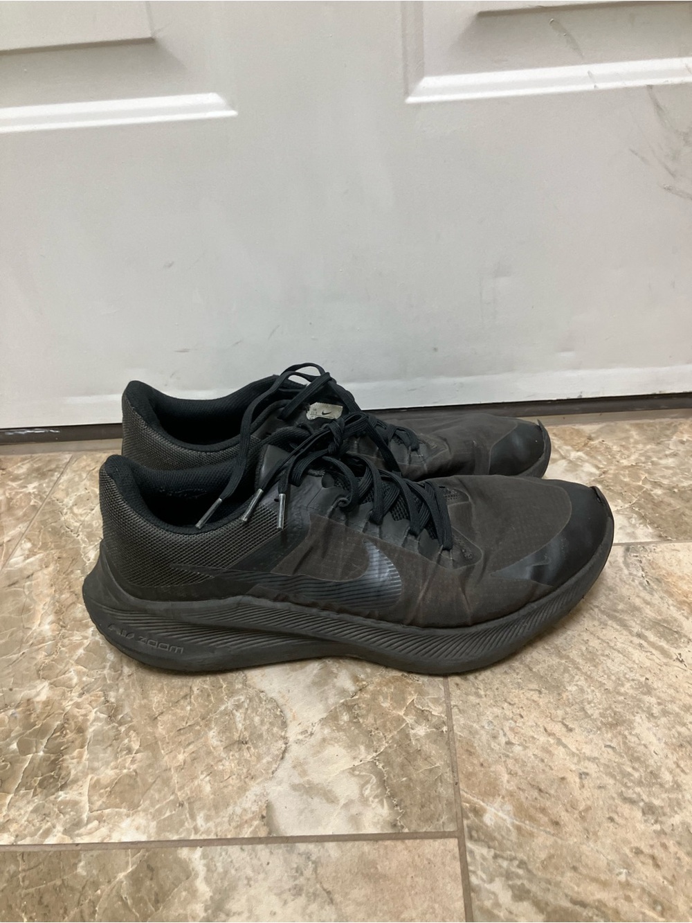 Nike Air Zoom Winflo 8 Black Running Shoe CW3419-010 Men’s 11.5